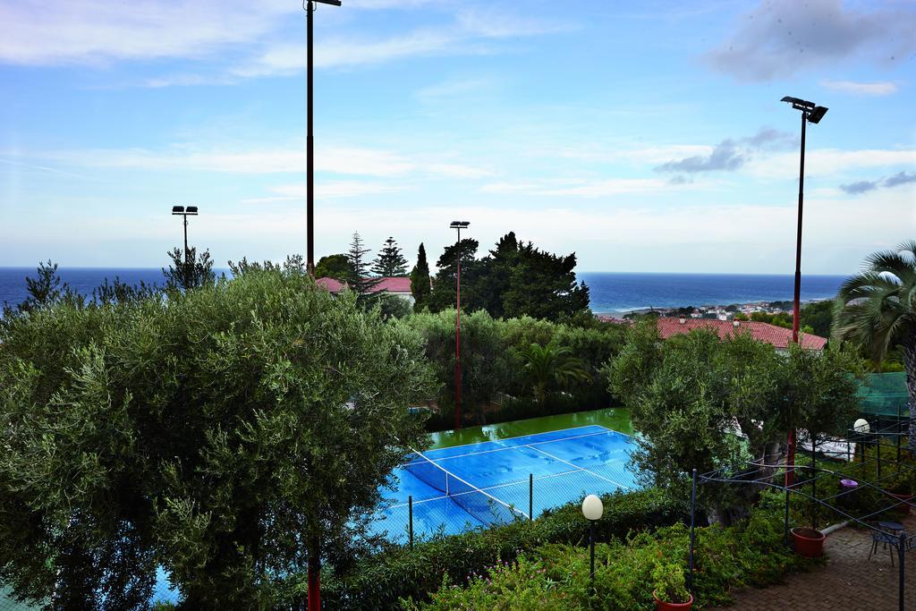 Hotel La Castellana Belvedere Marittimo Luaran gambar