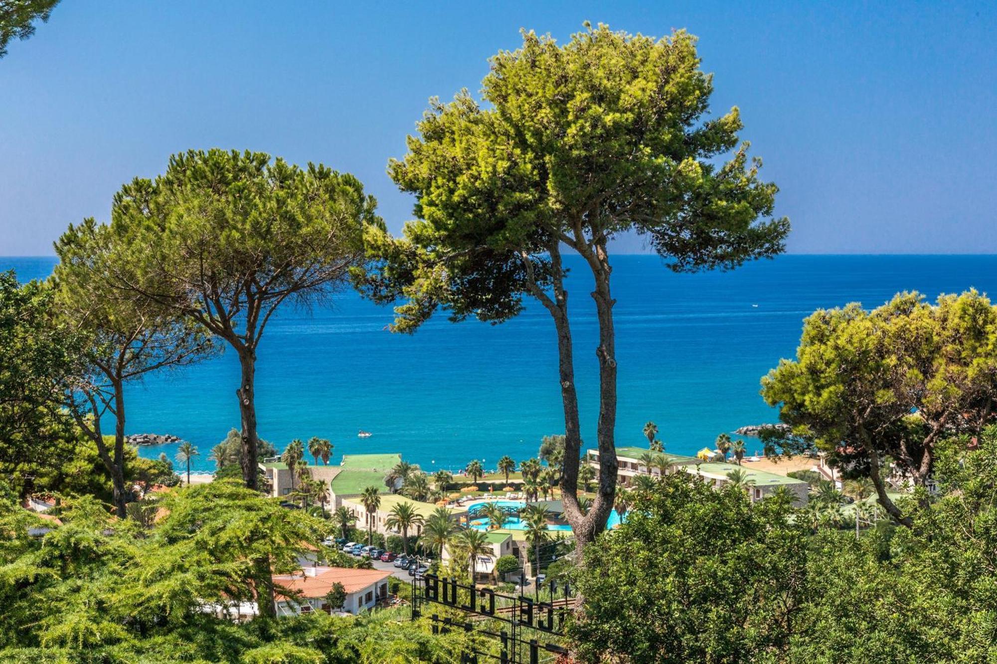 Hotel La Castellana Belvedere Marittimo Luaran gambar