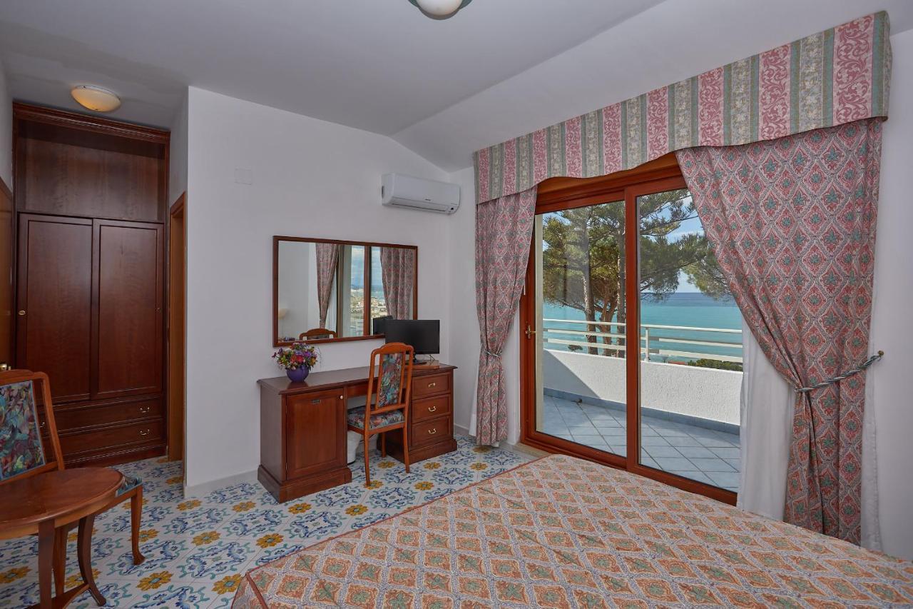 Hotel La Castellana Belvedere Marittimo Luaran gambar