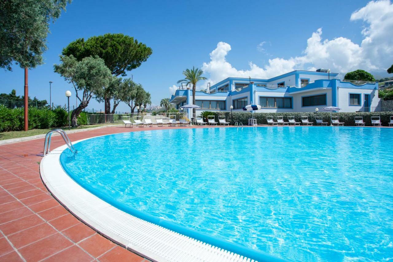 Hotel La Castellana Belvedere Marittimo Luaran gambar
