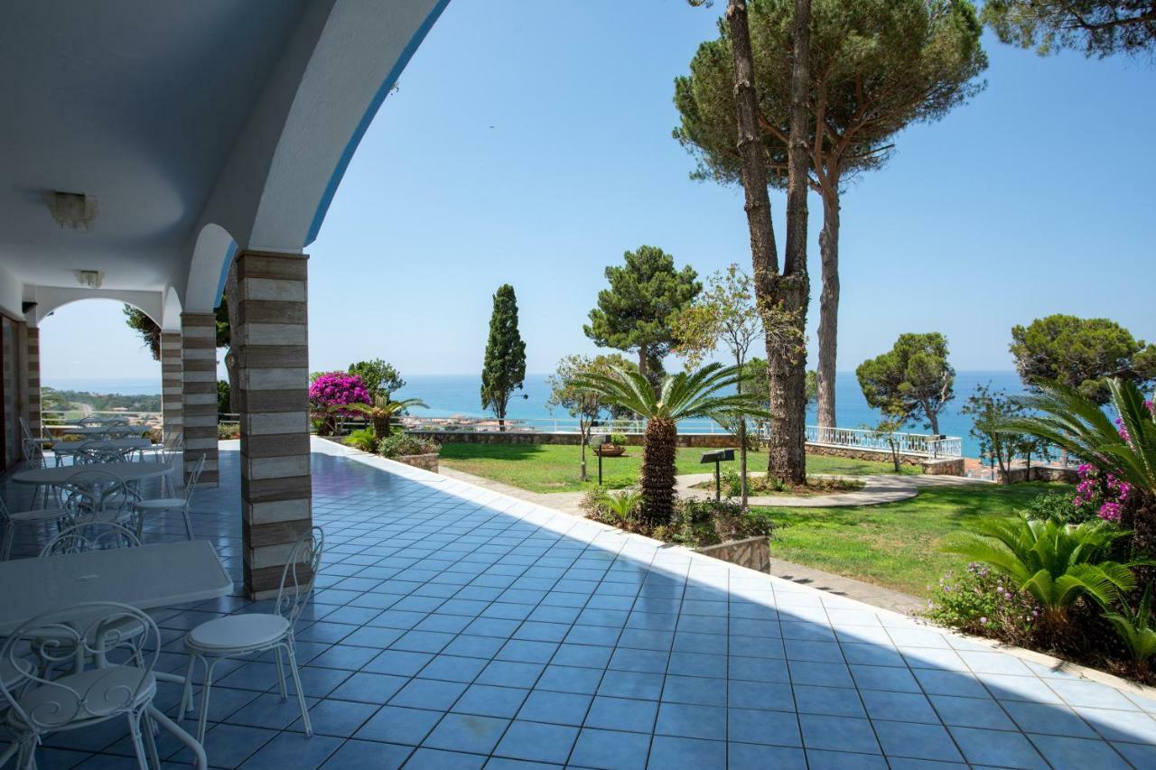 Hotel La Castellana Belvedere Marittimo Luaran gambar
