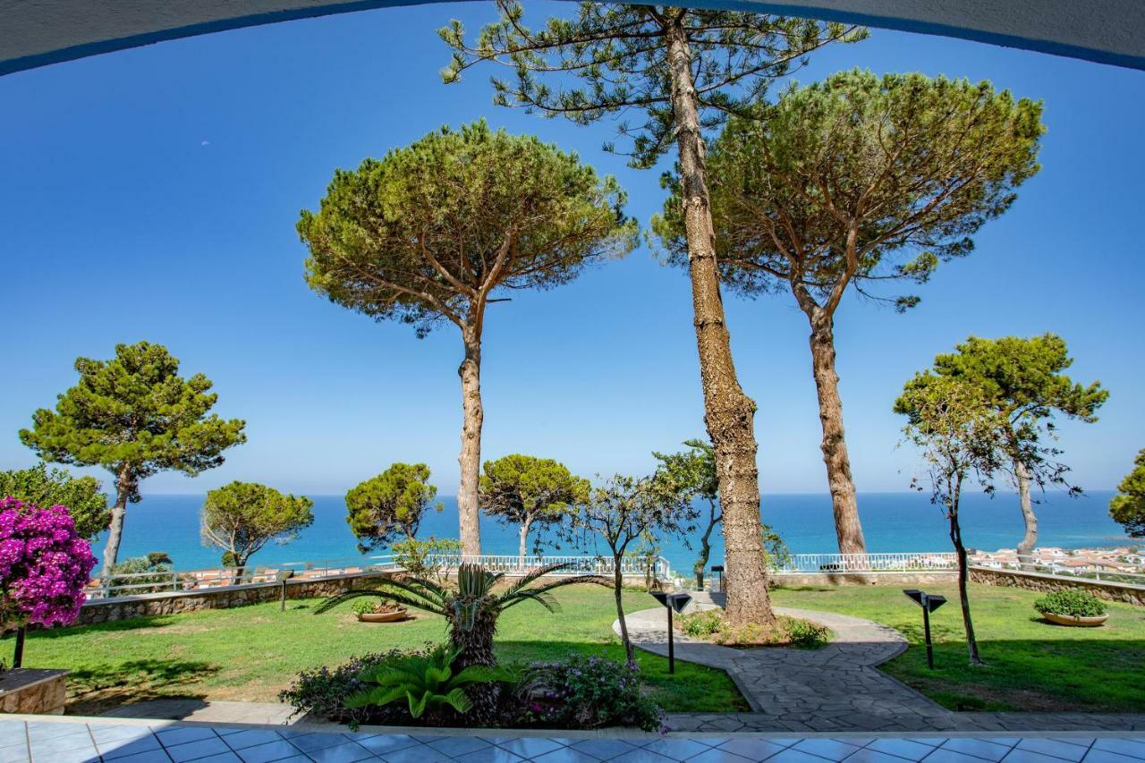 Hotel La Castellana Belvedere Marittimo Luaran gambar